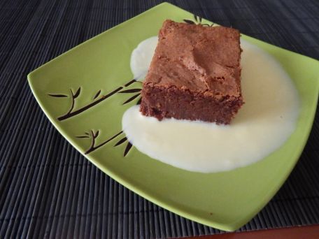 RECIPE MAIN IMAGE Gâteau chocolat noix